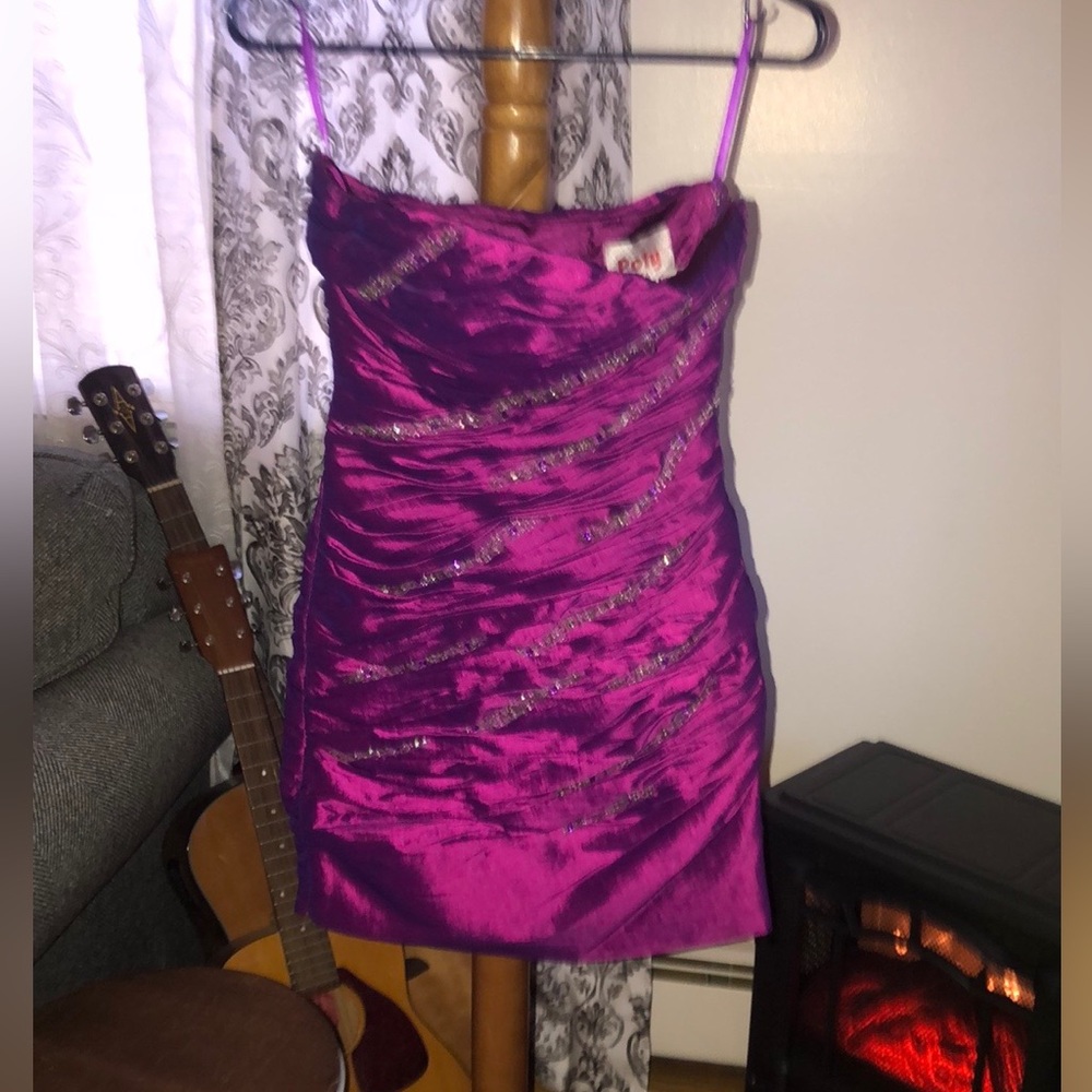 Poly USA size XS vintage see photos has some pulling.  Boutique tags